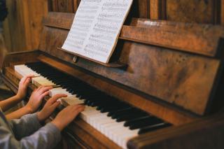 Nuances musique : lire piano, forte et mezzo sur la portée