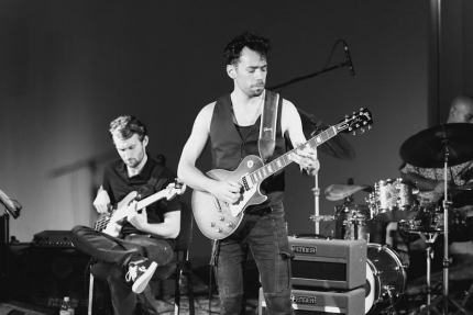 Rythme batterie debutant : premiers beats et exercices